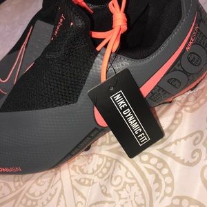 Phantom vision cleats